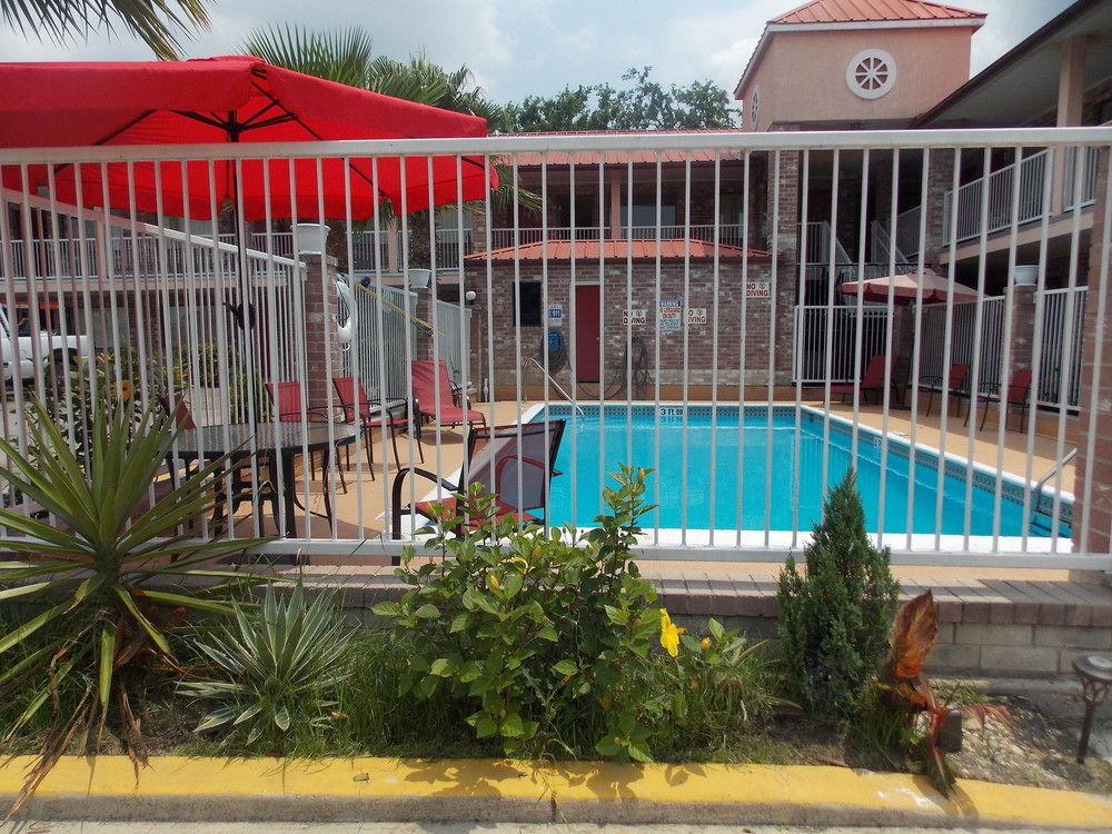 Econo Lodge Inn & Suites Downtown San Antonio Exterior foto